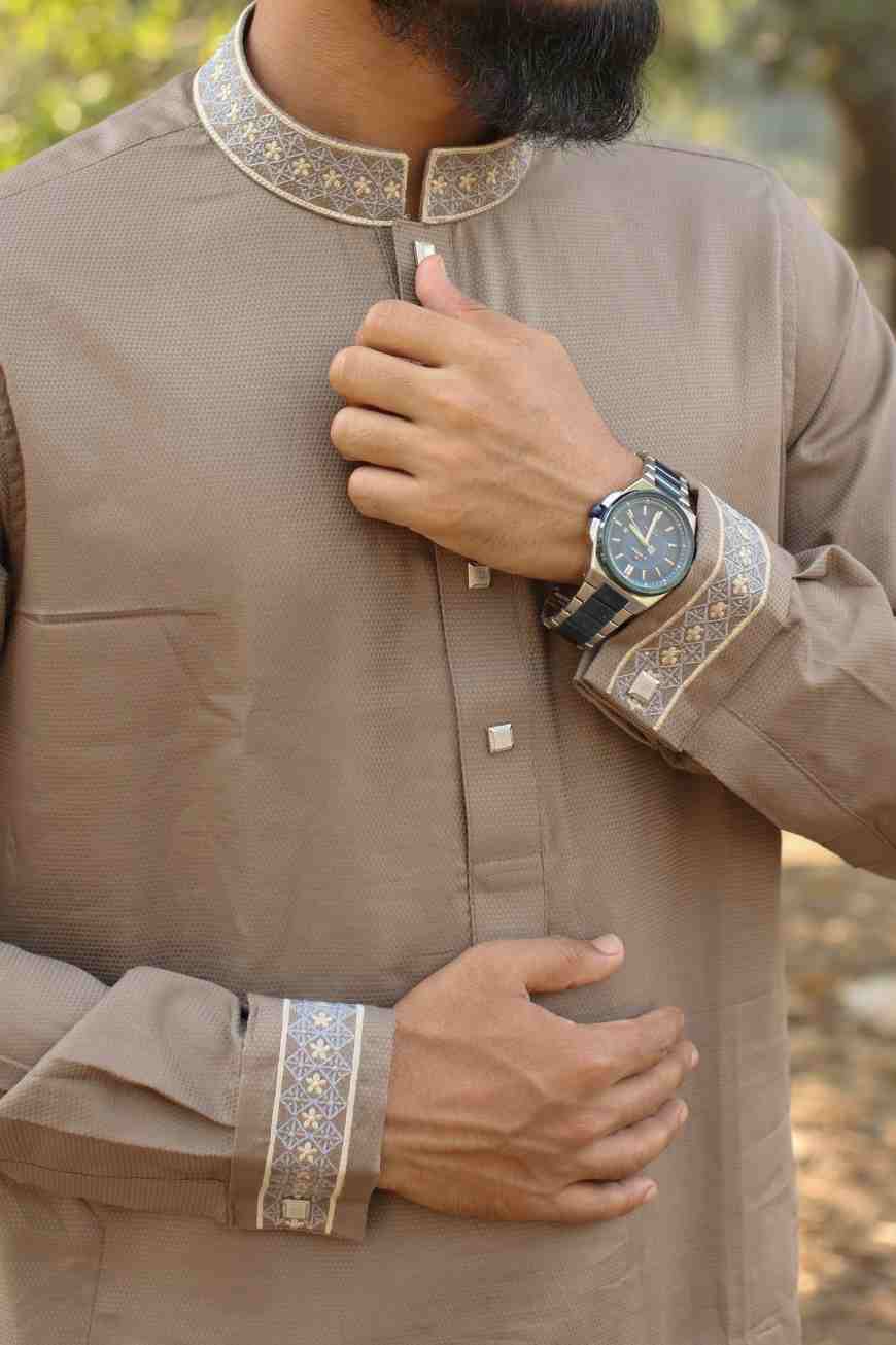 Classis Khaki Panjabi