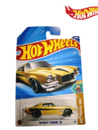 Hot Wheels HYX03 '70 Chevy Camaro RS Let’S Race, Ages 3+