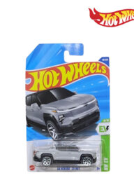 Hot Wheels HYX30 Silverado EV RST Long Card